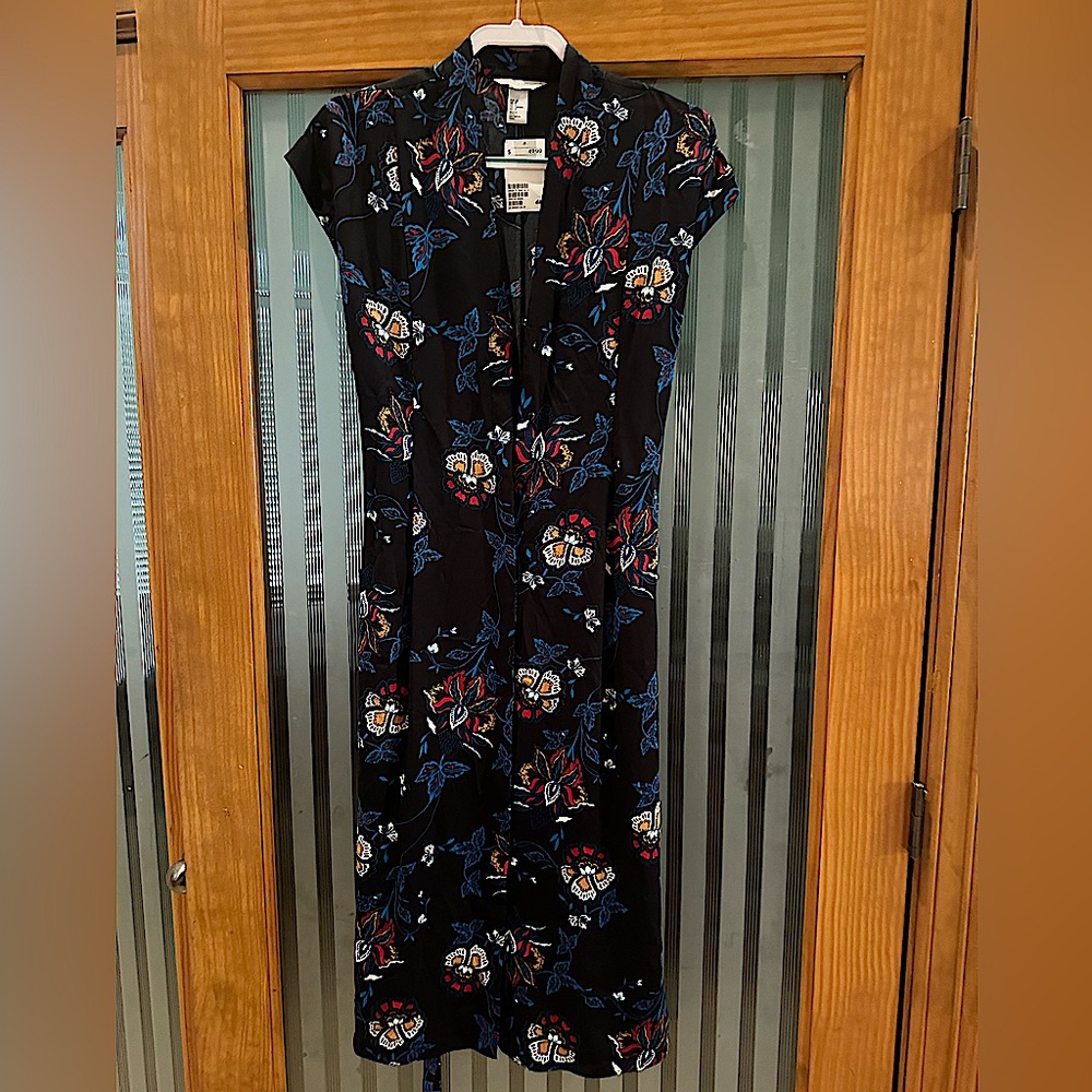 H & M navy blue floral, mid-calf dress. Size 8